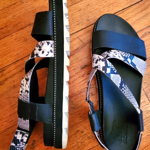 Sorel Roaming Sandal, Women’s Size 9 Black, gray, white - Picture 2 of 2